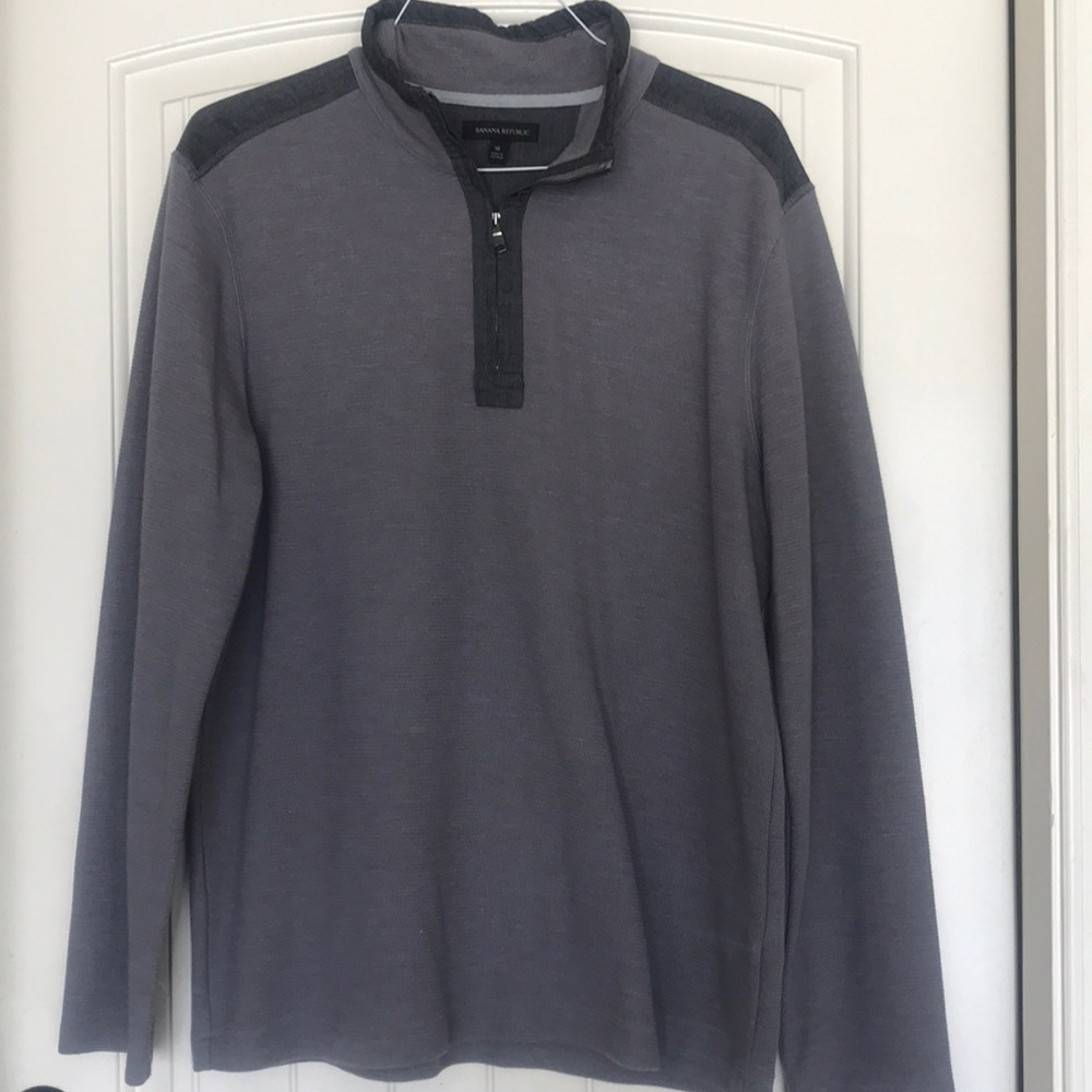 Banana Republic Men’s Quarter Zip Sweater- Grey/XL